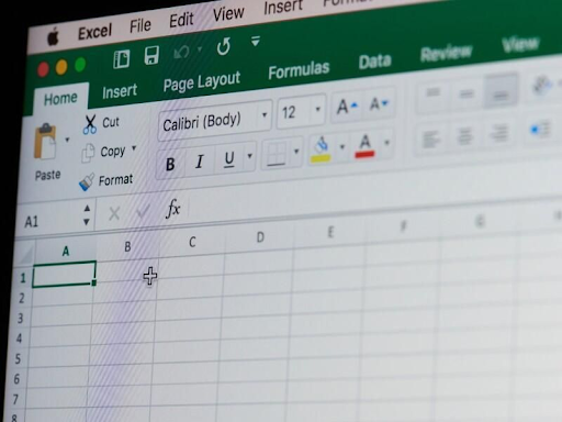 Unleash the power of SORT and SORTBY functions in Microsoft 365. Elevate your data sorting capabilities with these advanced Excel functions! 📊💻