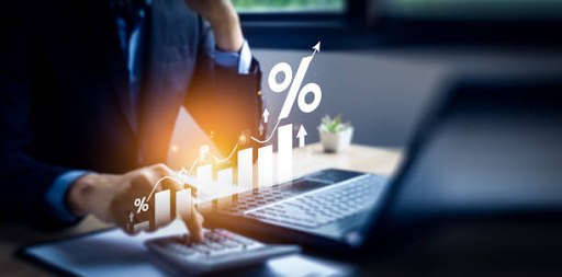 Leveraging Data as a Strategic Asset: Navigating the Modern Technological Landscape